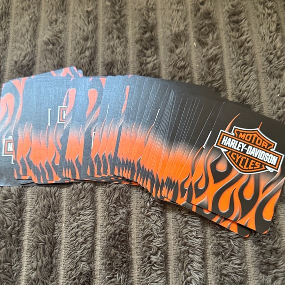 Harley-Davidson Black and Clear Shot Glass Set with Playing Cards (T5) - Picture 4 of 10